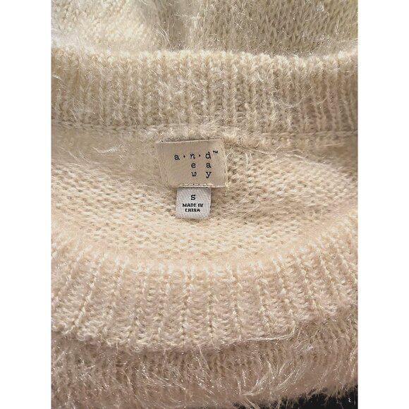 A New Day Fuzzy Crew Neck Sweater Women's Small Winter White Fluffy Soft - Picture 5 of 6